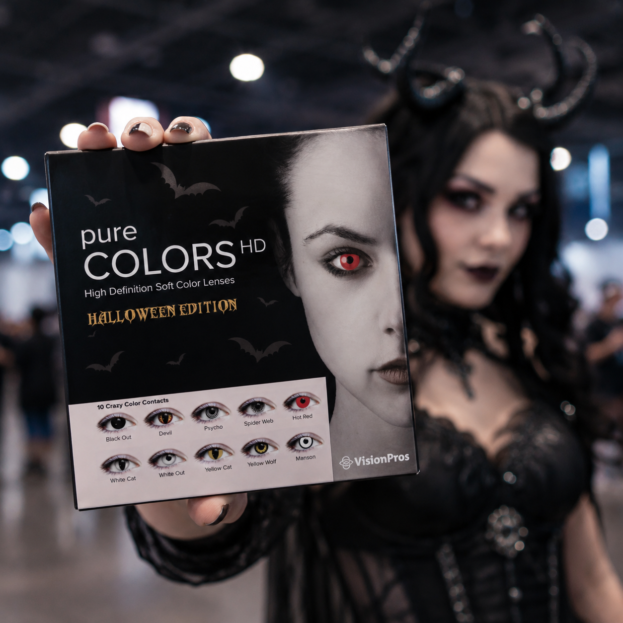 PURE COLORS HD Costume Edition lens close-up