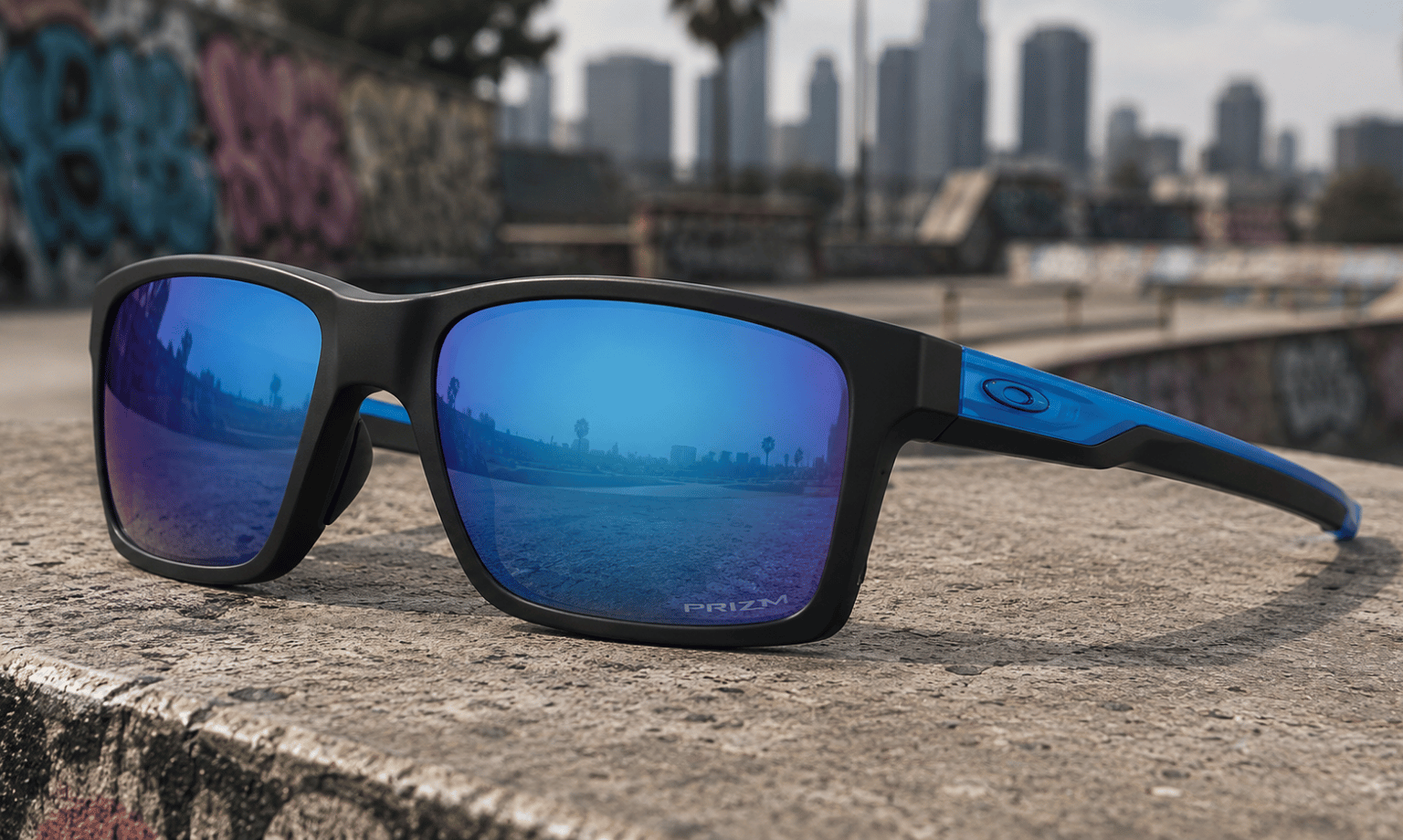 Oakley OO9264 sunglasses